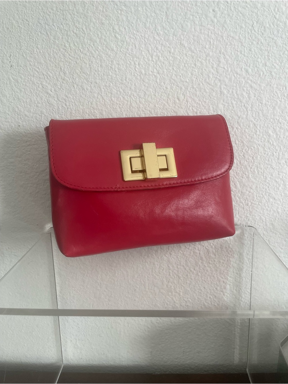 Rowallan Red Leather Clutch Bag with Gold Turn-Lock, appx 5” X 7”